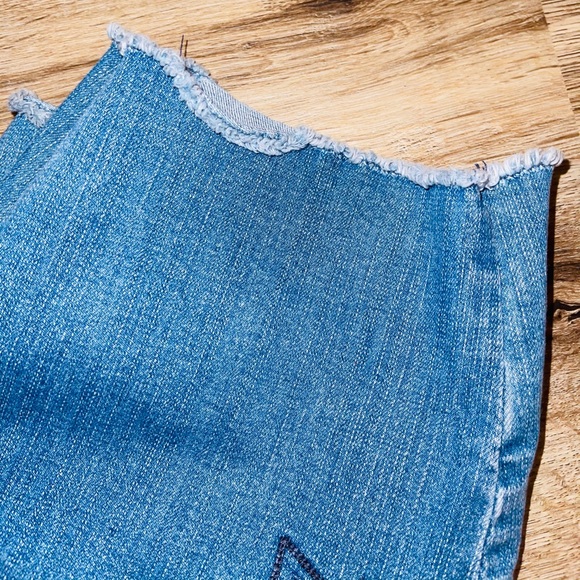 Light Wash Embezzled Jeans - Picture 2 of 3